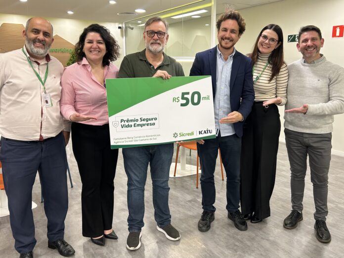 Associado com a equipe da agência