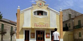 São Caetano exibe filme Cinema Paradiso nesta quarta-feira no CineTeatro Santos Dumont