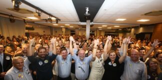 Tite Campanella lança oficialmente as candidaturas de Orlando e Carla Morando em São Caetano