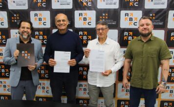 Consórcio ABC e Metodista firmam parceria para até 1.000 bolsas de estudo para estudantes de baixa renda