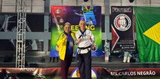 Professor de Ribeirão Pires conquista ouro no ParaTaekwondo