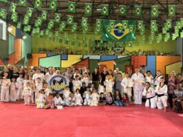Treino aberto de Taekwondo reúne quatro turmas de projeto esportivo em Ribeirão Pires