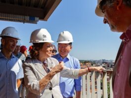 Obras do CEU Diadema são vistoriadas por autoridades municipais e federais