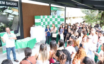 Público conheceu espaços da instituição e detalhes sobre os cursos oferecidos