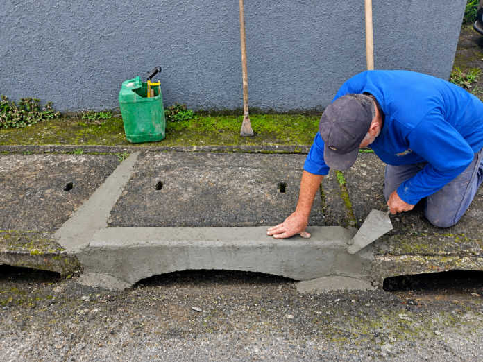 Reparo de Calçada com Cimento Fresco